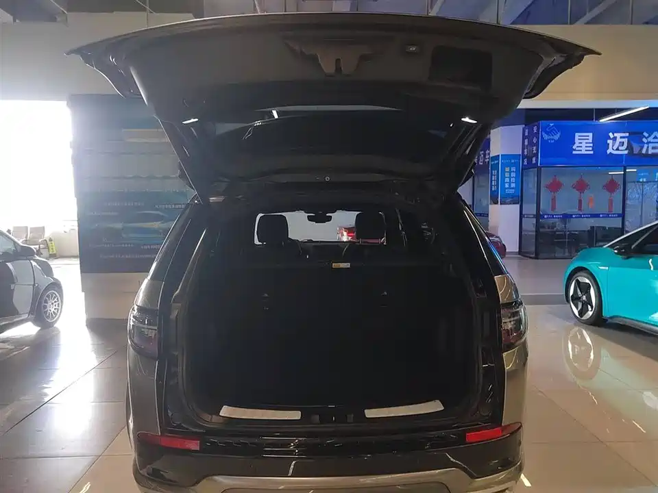 Land Rover Discover sports