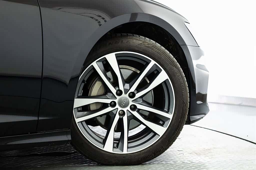 Audi A6L, 2021 21