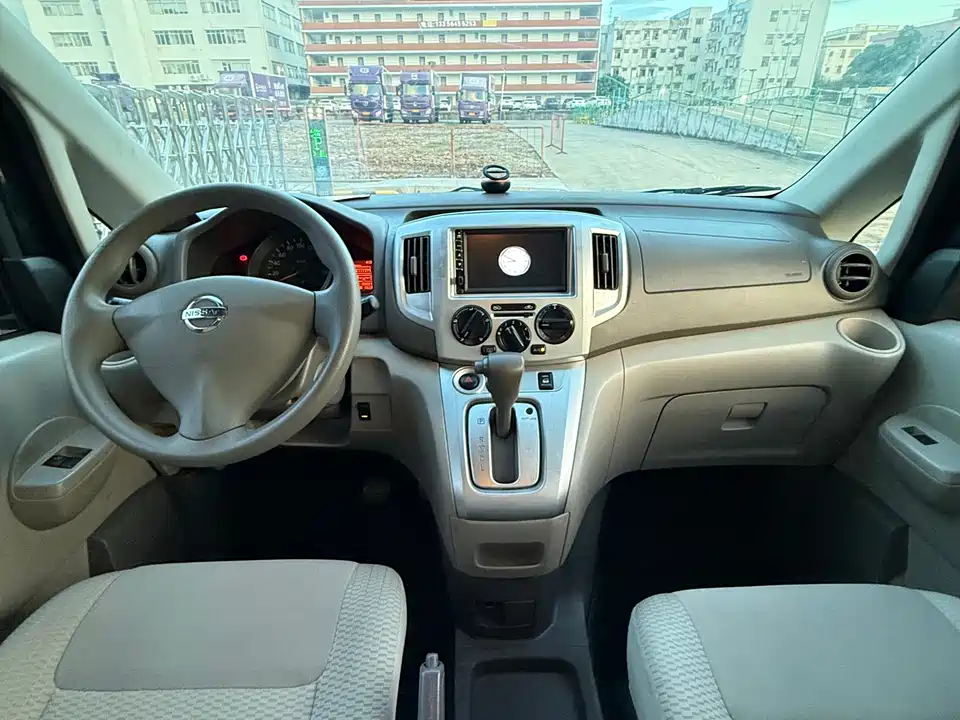 Nissan NV200 Nissan NV200