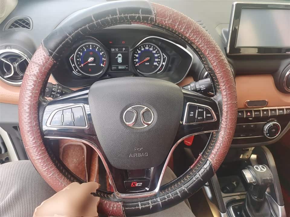 BAIC Shenbao X35