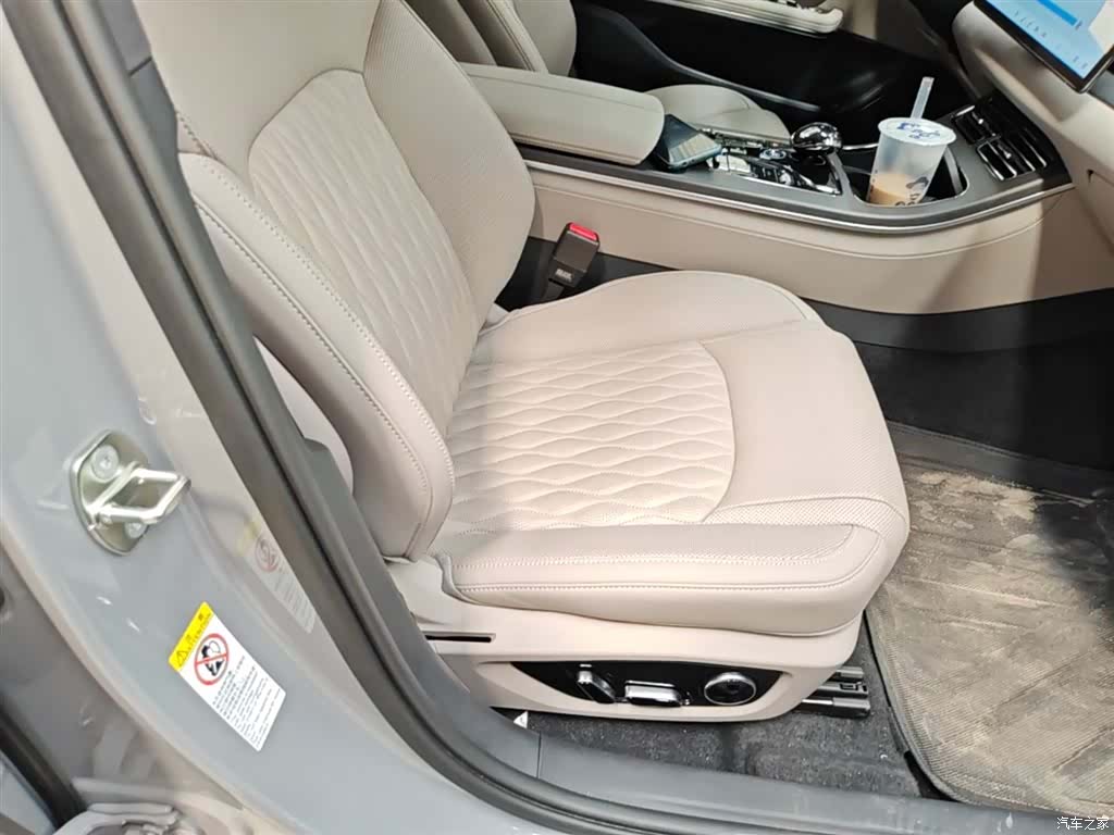 BYD Han, 2025 25
