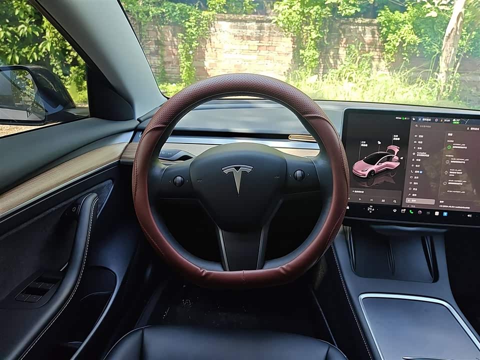 Tesla Model 3 Tesla Model 3