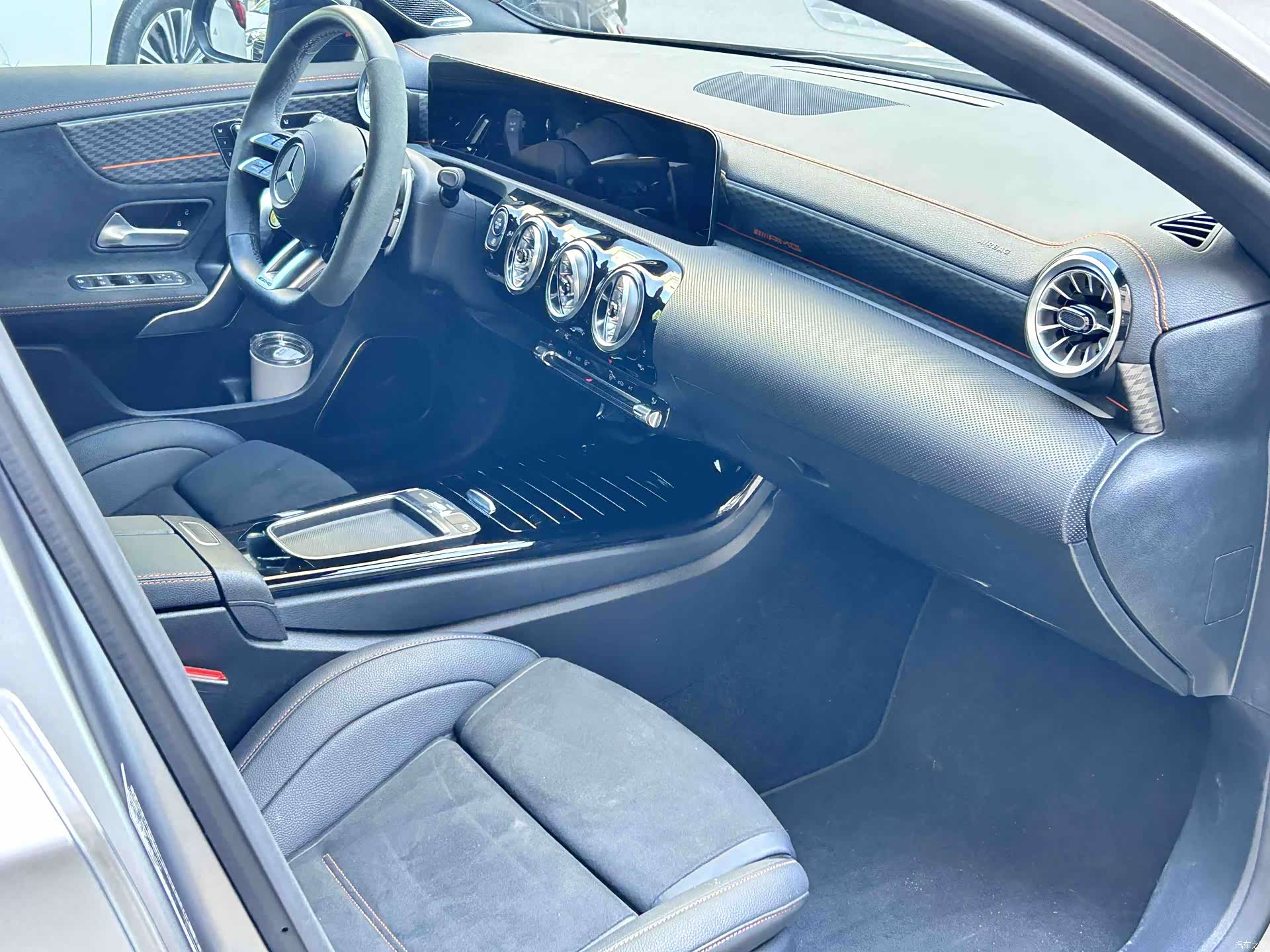 Mercedes-Benz A-Class, 2025 18
