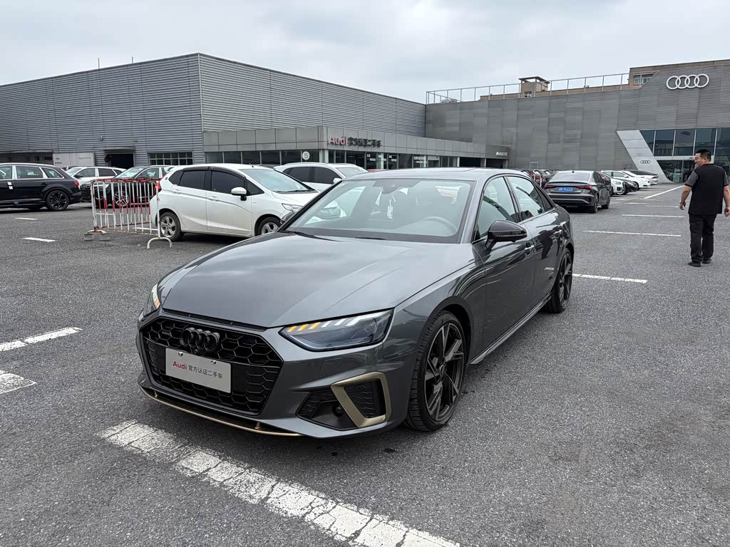 Audi A4L
