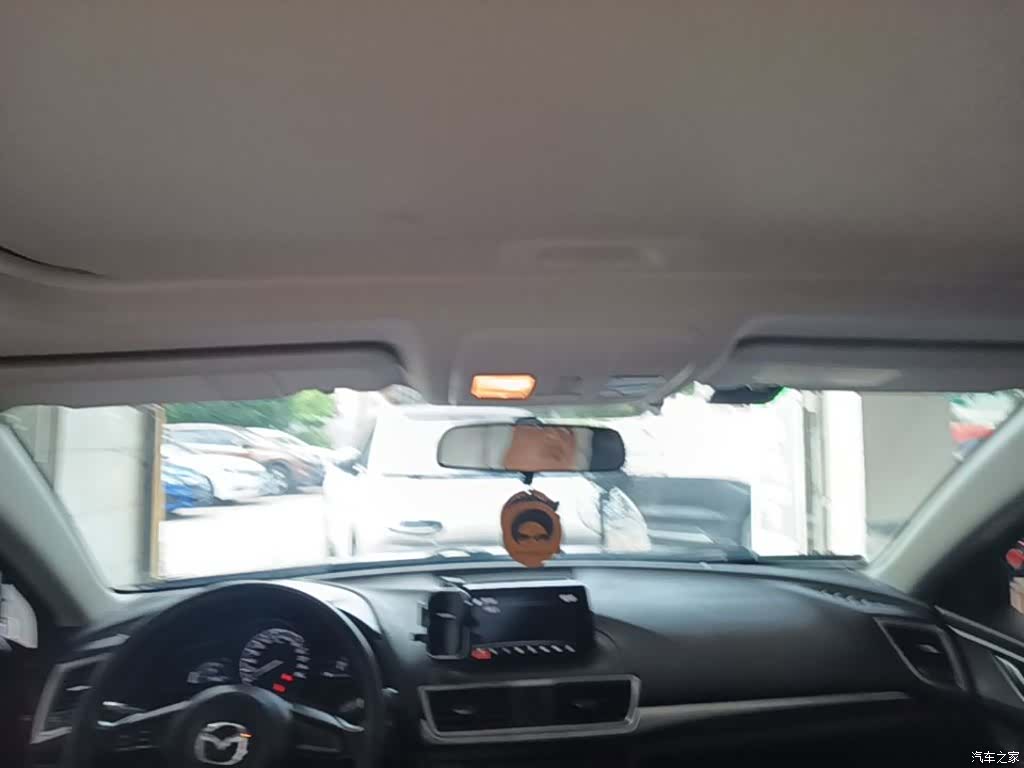 Mazda Mazda3, 2017 18