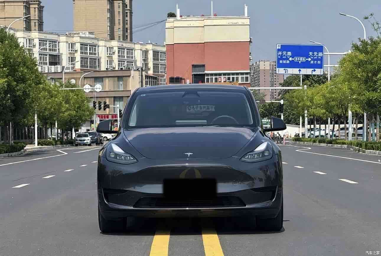 Tesla Model Y, 2024 2