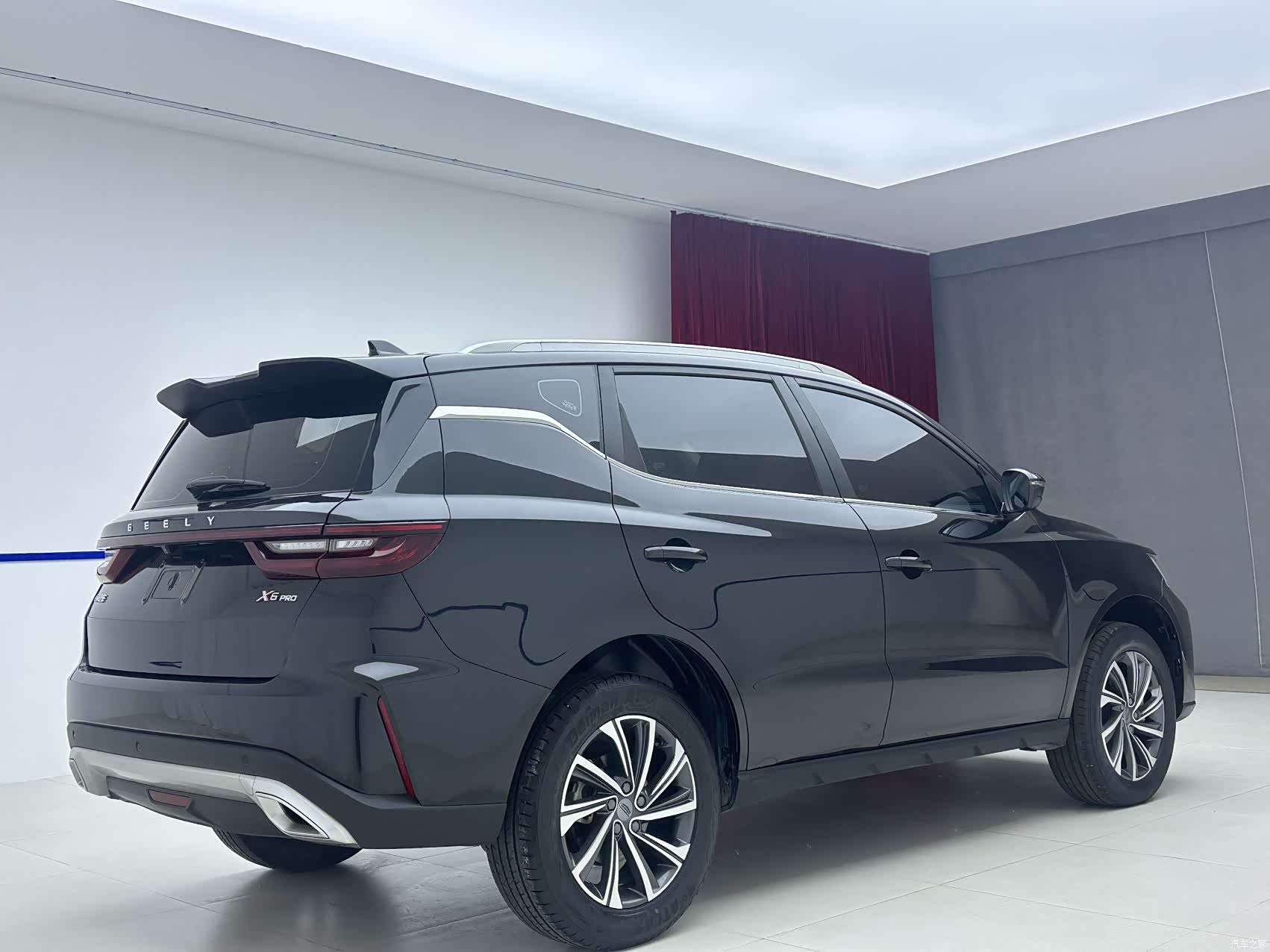 Geely X6, 2022 6
