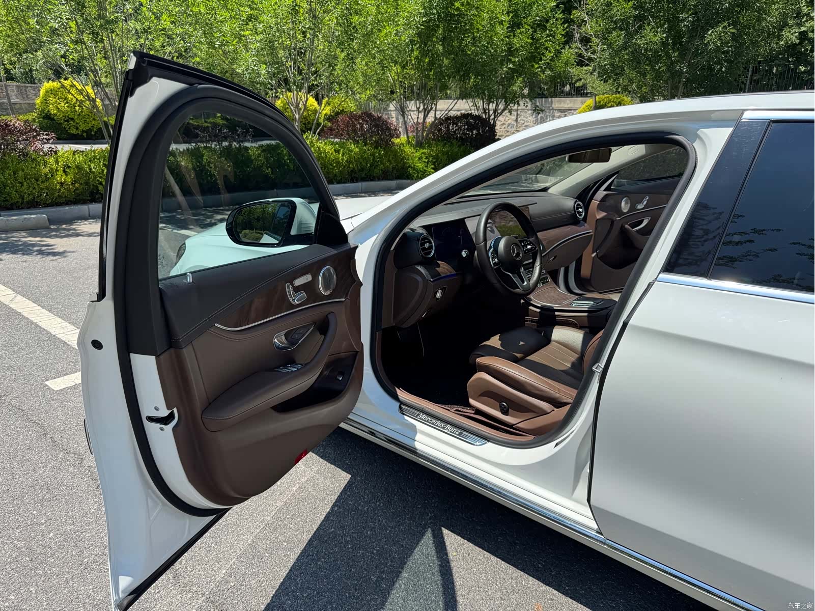 Mercedes-Benz E-Class, 2019 11