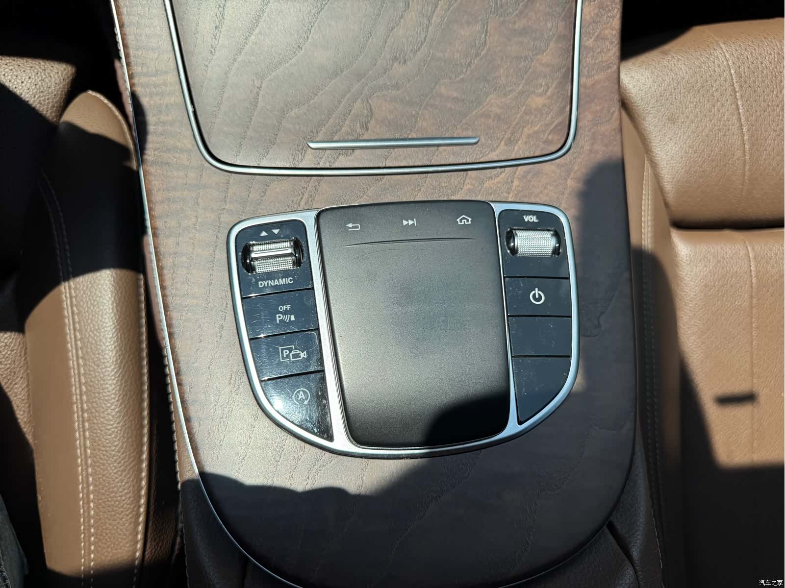 Mercedes-Benz E-Class, 2019 34