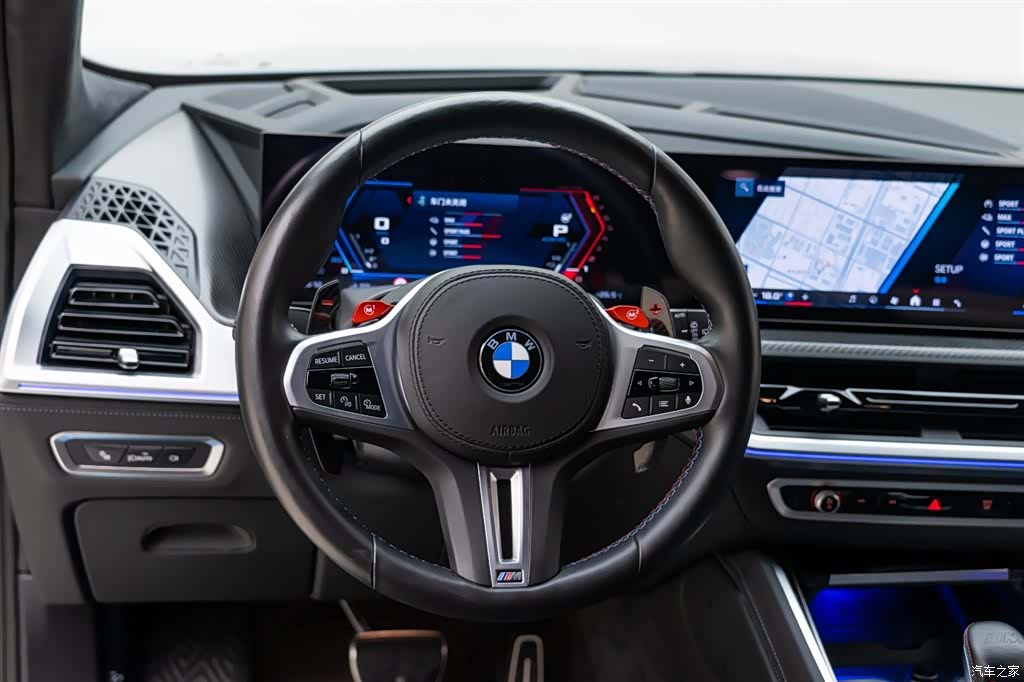 BMW XM, 2025 15
