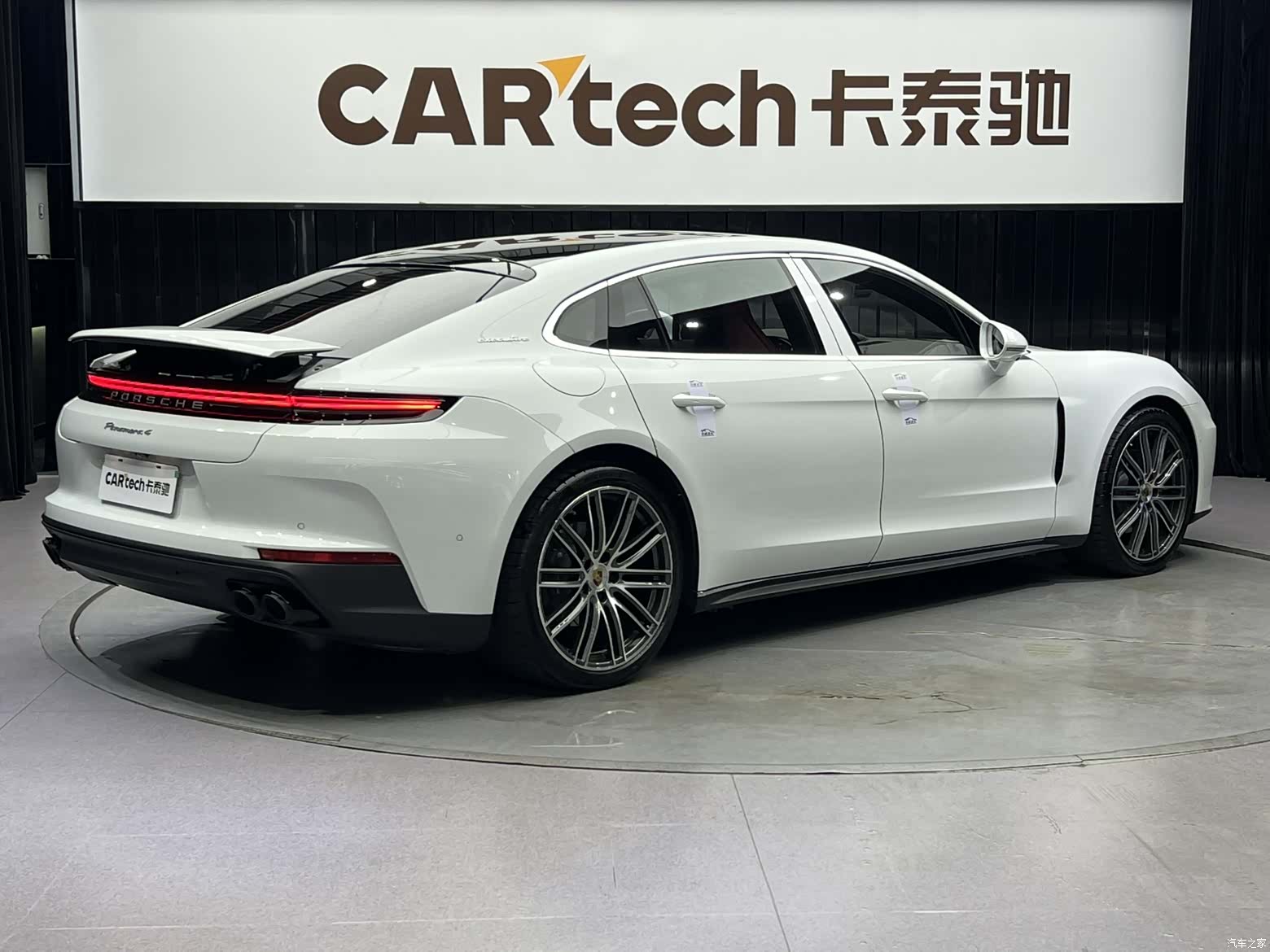Porsche Panamera, 2024 10