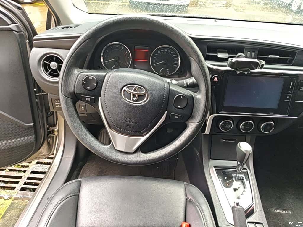 Toyota Corolla, 2017 11