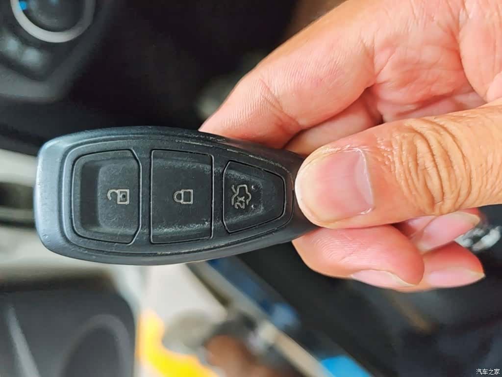 Ford Kuga, 2019 9