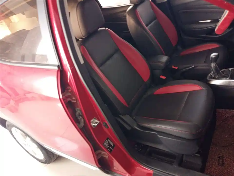 Changan CS15