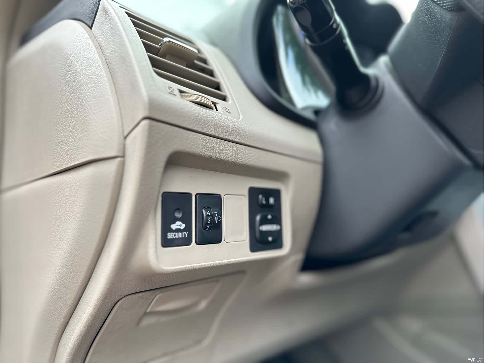 Toyota Corolla, 2012 4