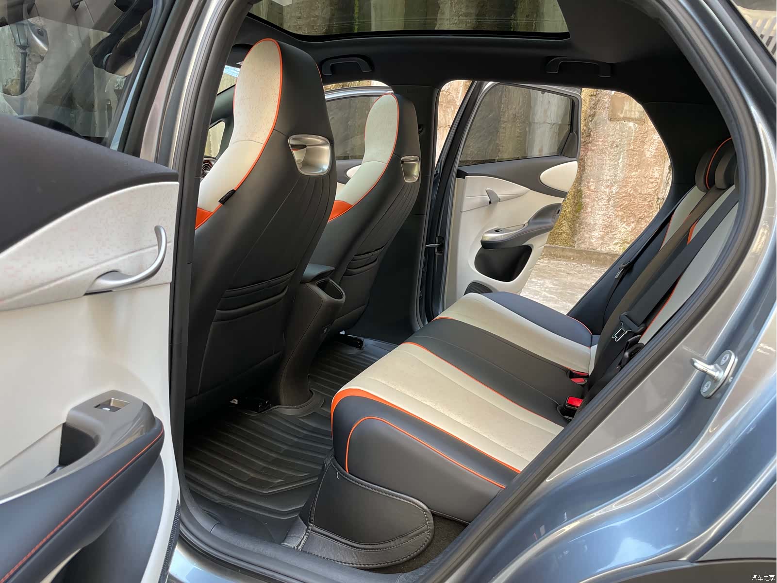 BYD Dolphin, 2023 12
