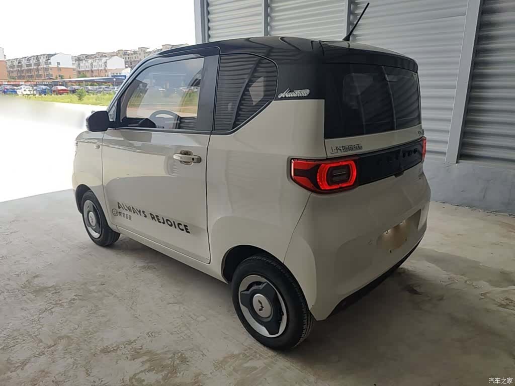 Wuling MINIEV, 2023 все фото