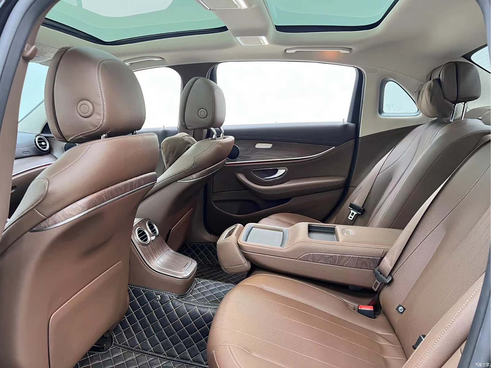 Mercedes-Benz E-Class, 2021 8