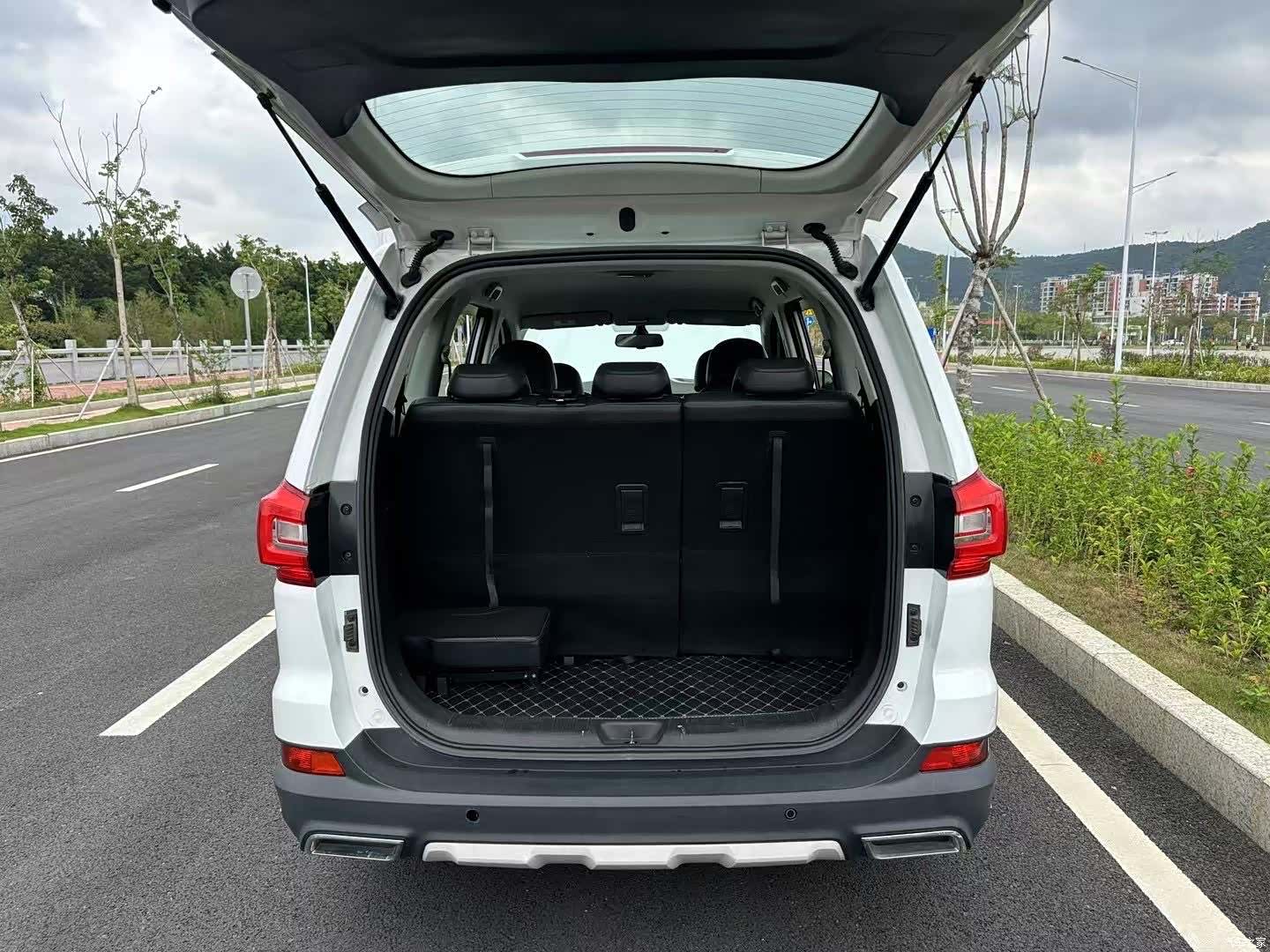 DongFeng SX6, 2020 24