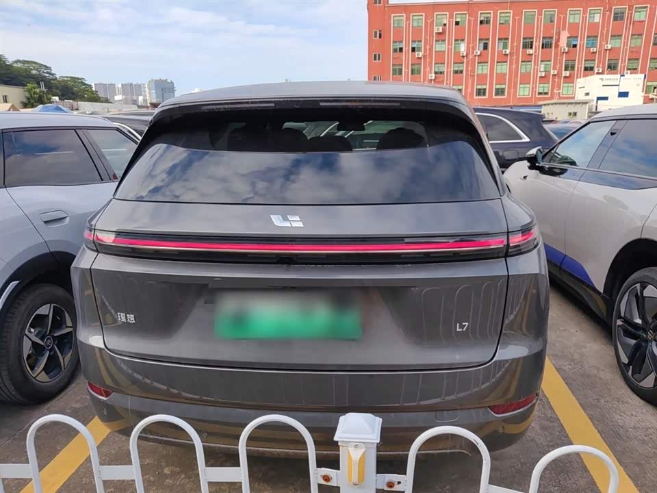 Li Auto Ideal L7