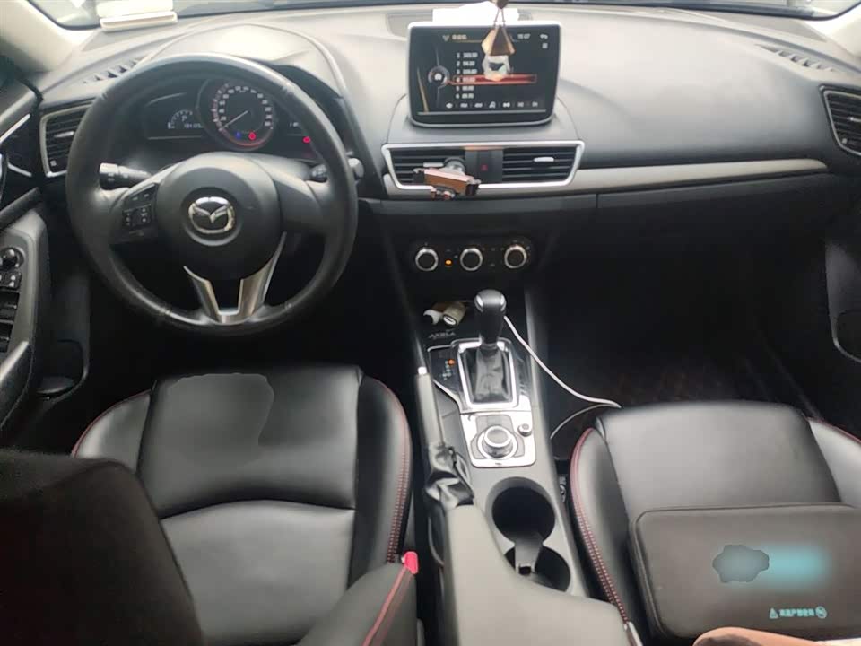 Mazda 3 Angkesaila