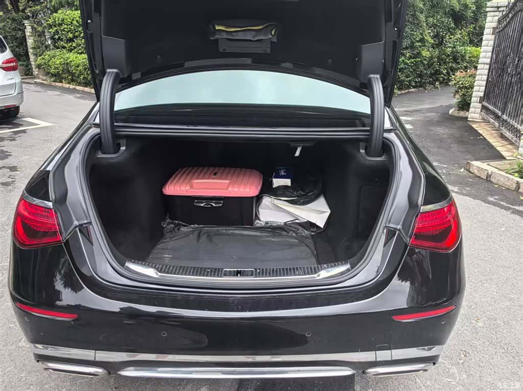 Maybach S-Class, 2021 9