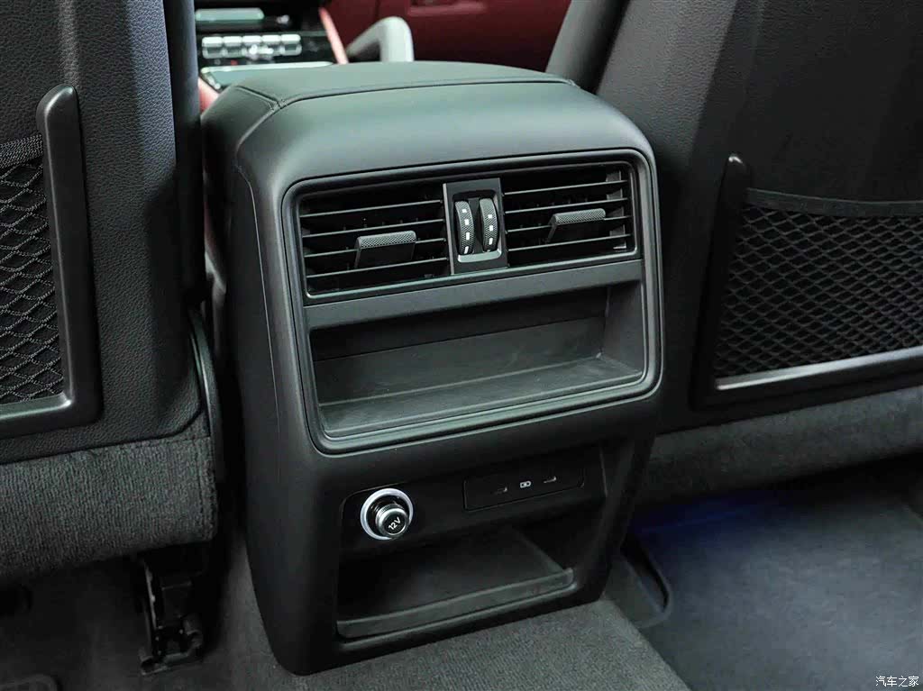 Porsche Cayenne, 2026 19