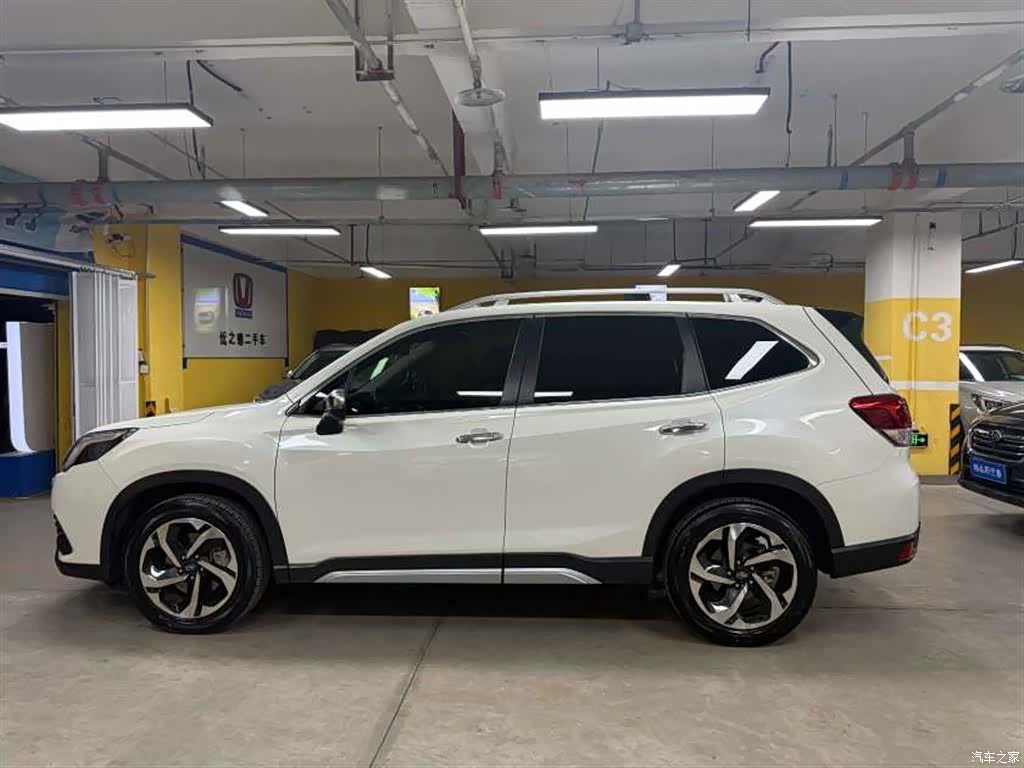Subaru Forester, 2023 4