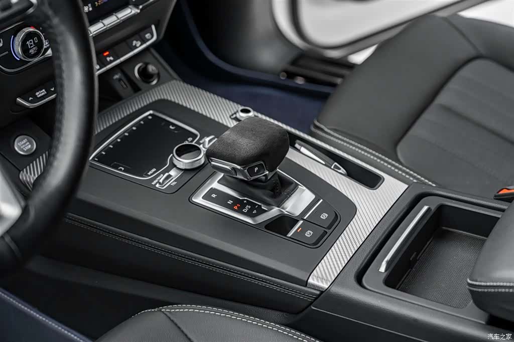 Audi Q5L, 2021 13