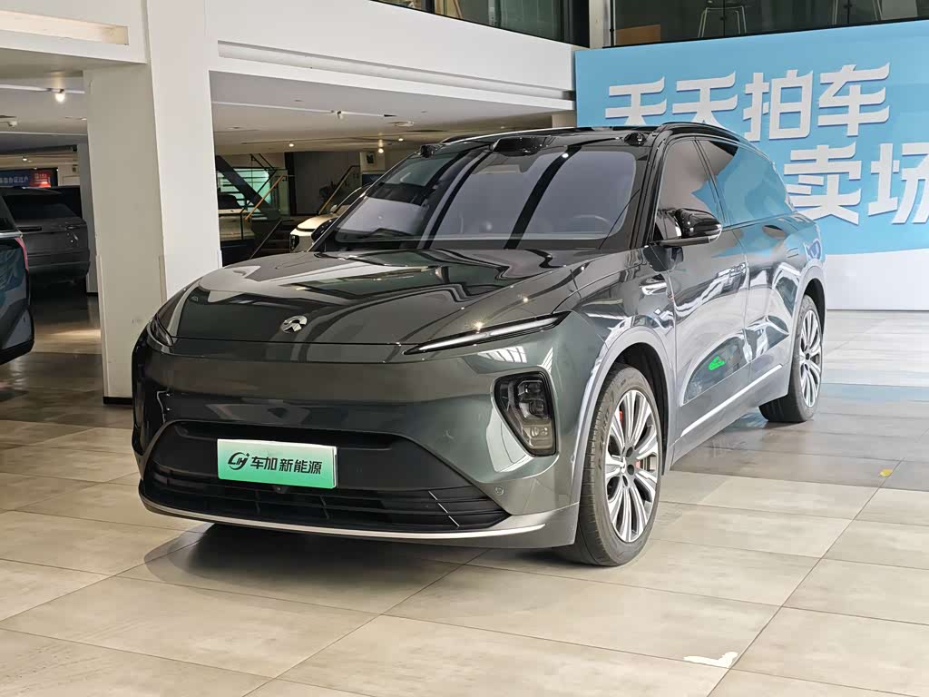 NIO ES8
