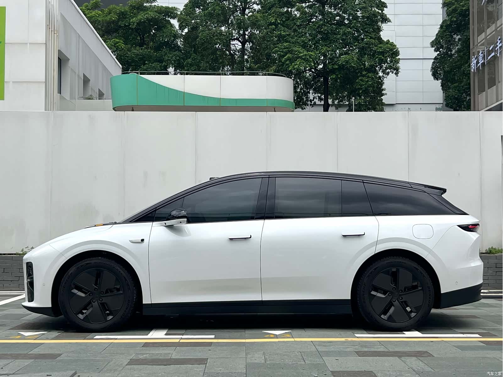 Li Auto i6, 2025 3