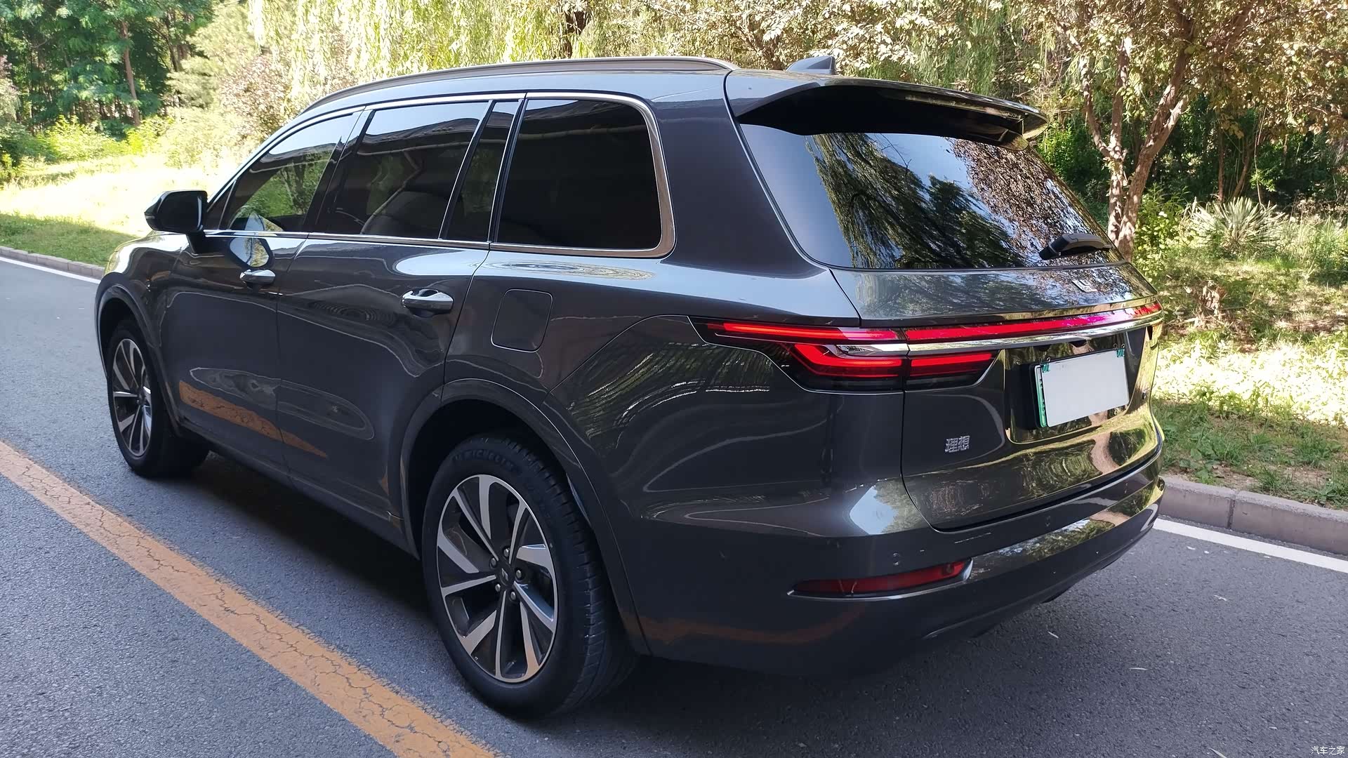 Li Auto ONE, 2023 6