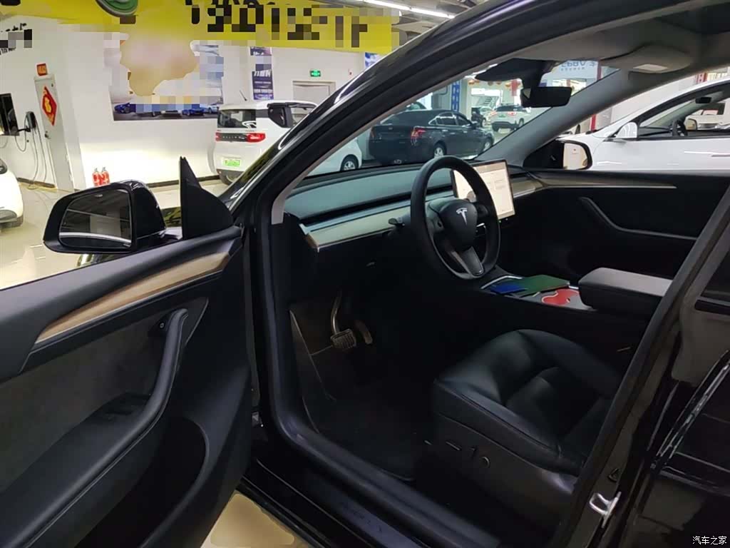 Tesla Model Y, 2022 16