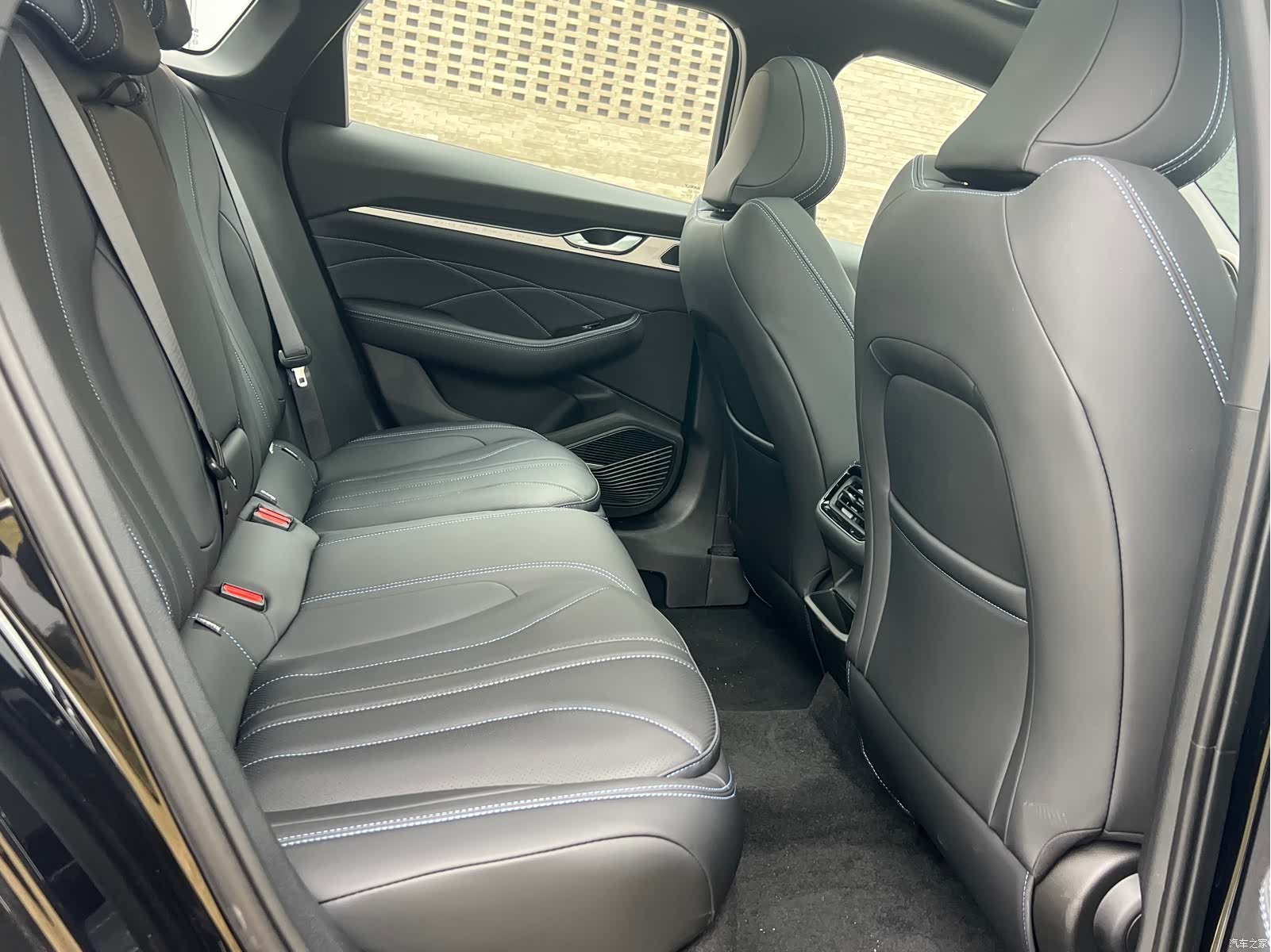 Geely Preface, 2025 11