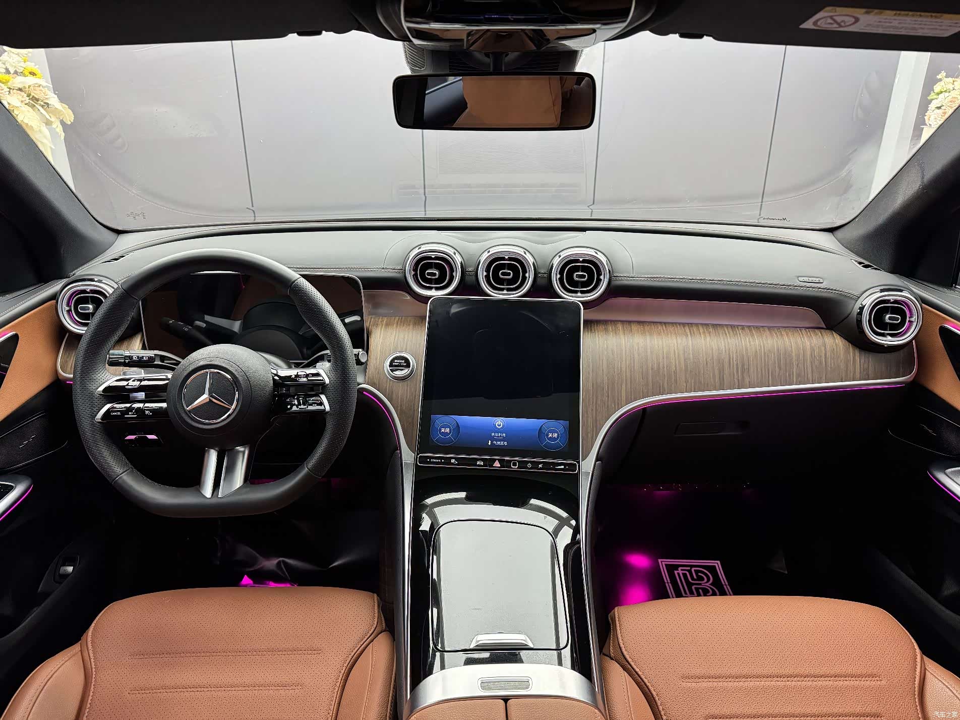 Mercedes-Benz GLC, 2024 6