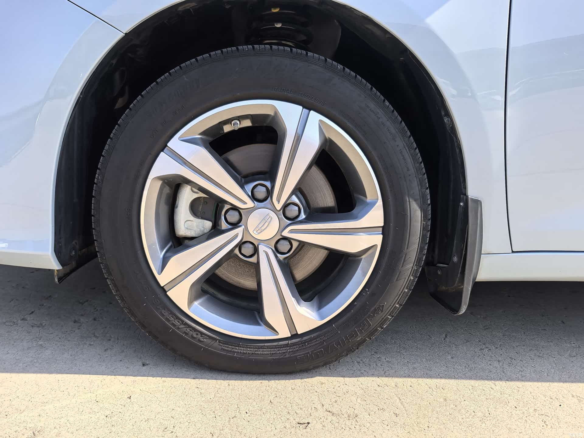 Geely Emgrand, 2024 12