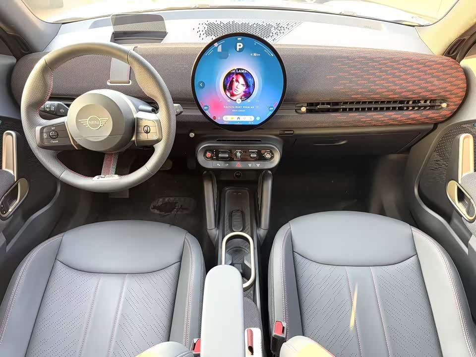 MINI Electric ACEMAN