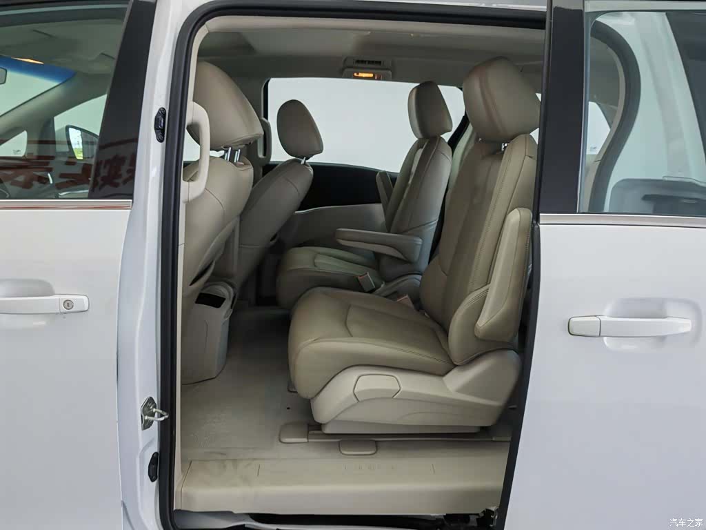 Buick GL8, 2023 15