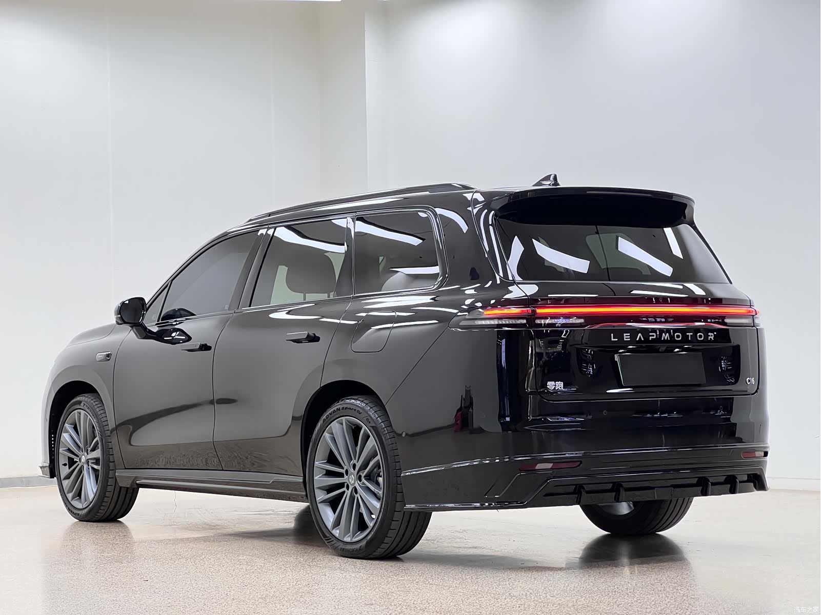 Leapmotor C16, 2025 все фото