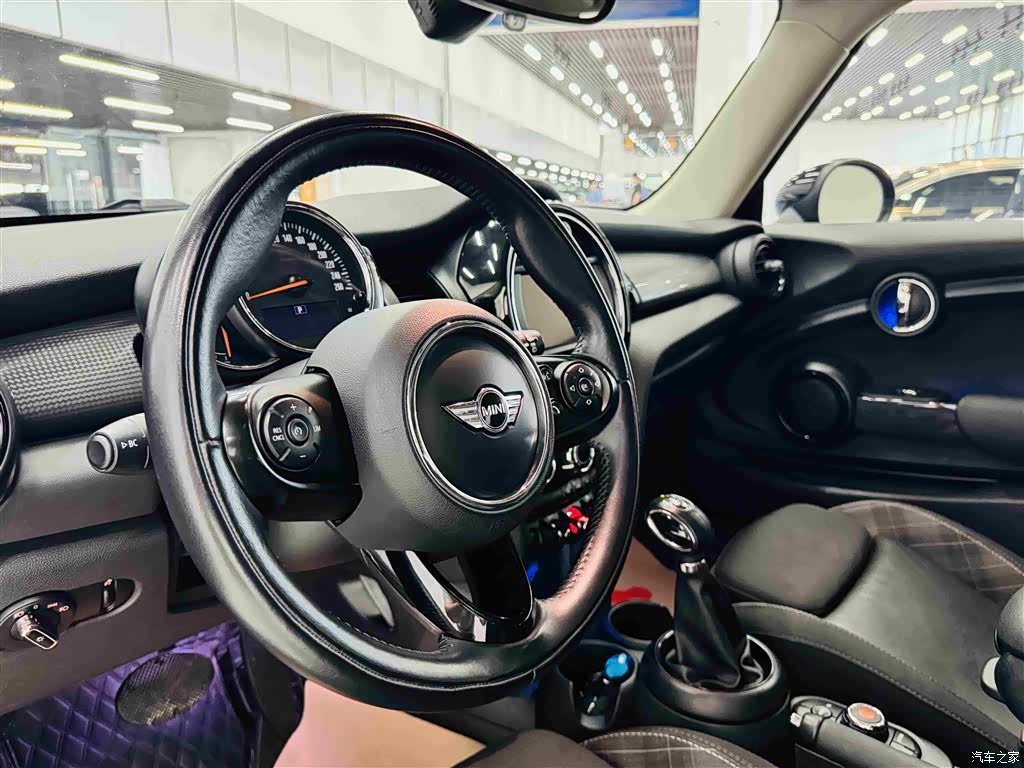 Mini Cooper, 2018 13