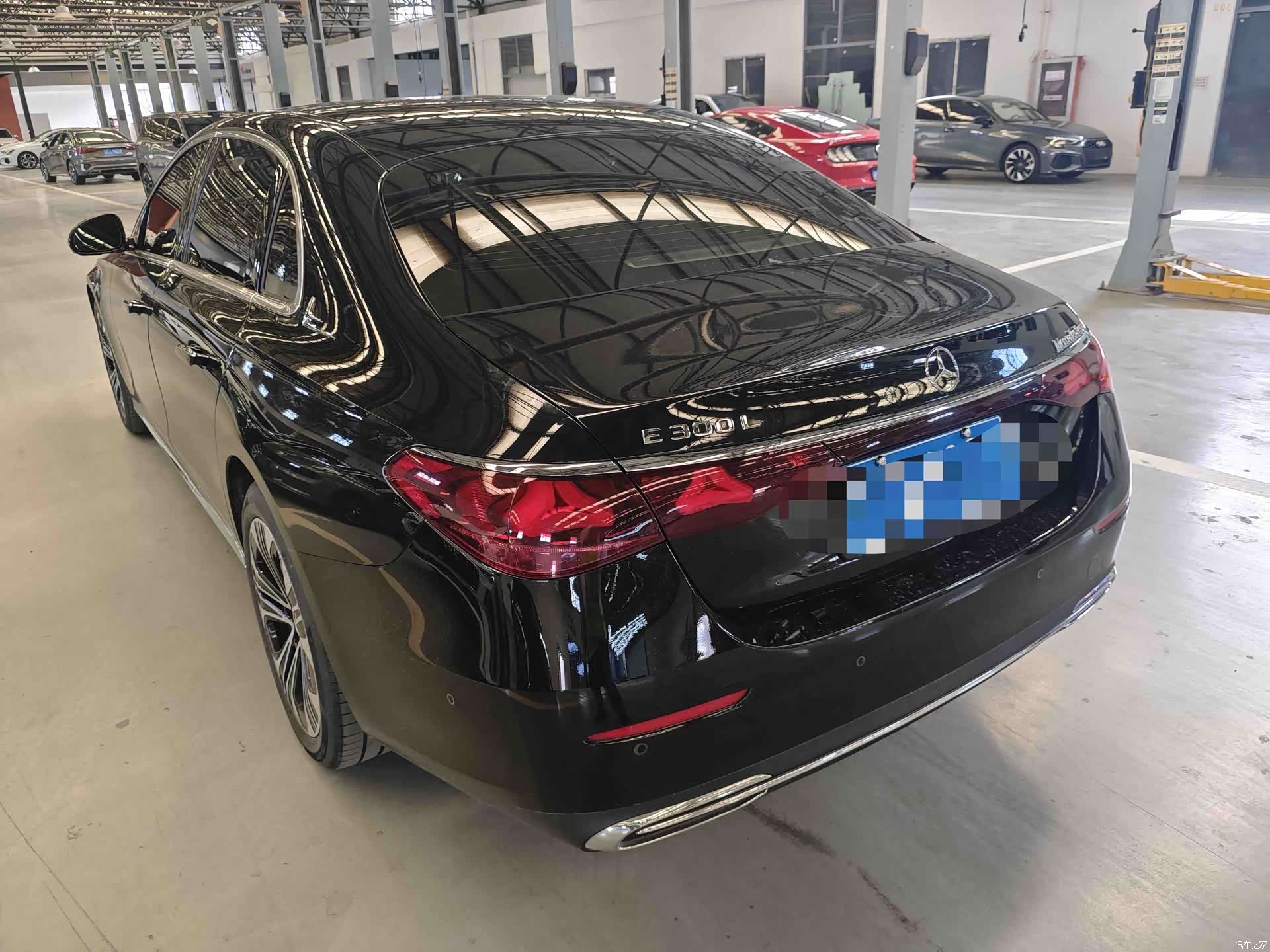 Mercedes-Benz E-Class, 2025 6