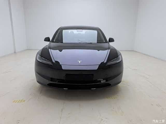 Tesla Model 3, 2024 2