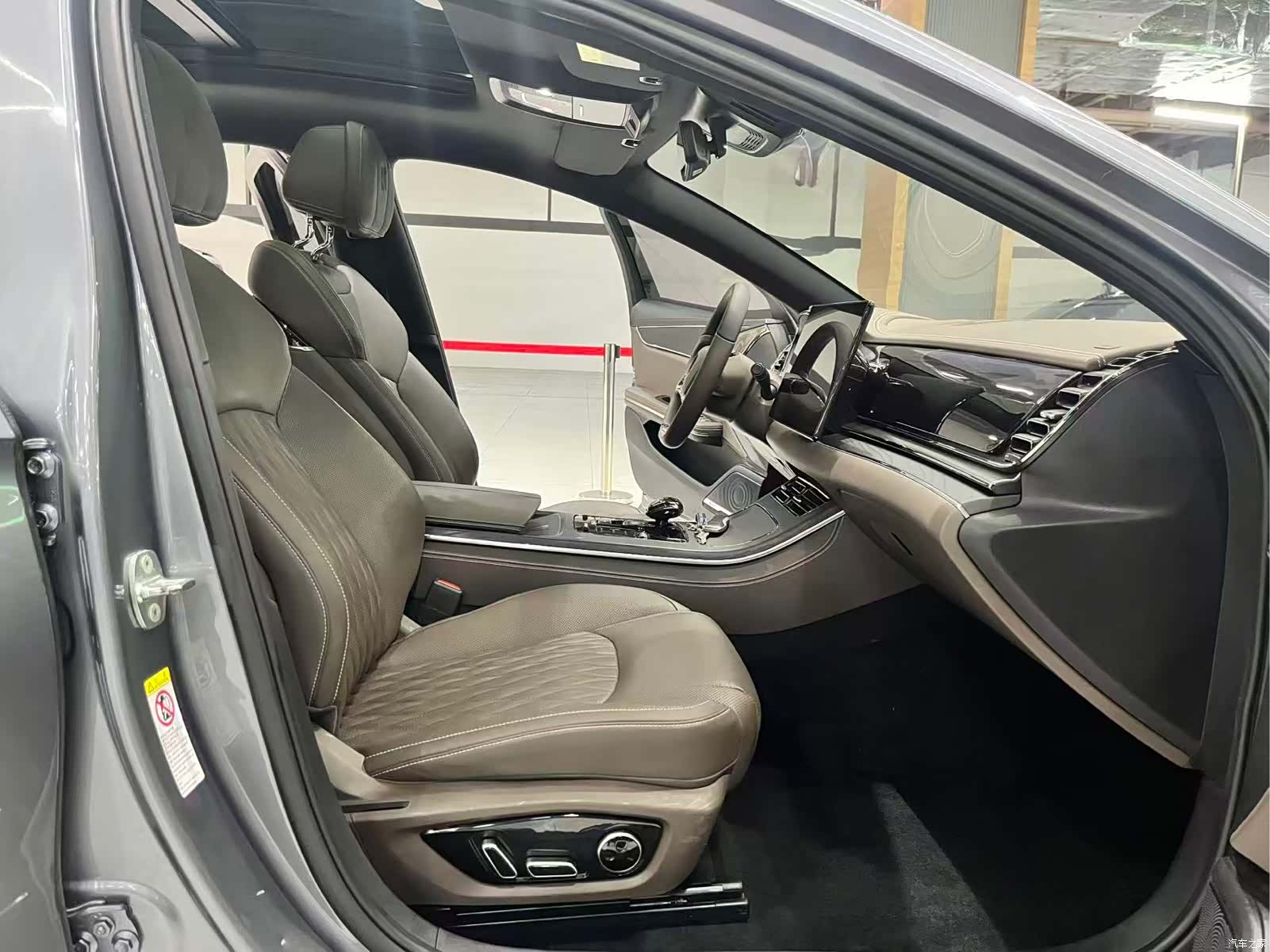 BYD Han, 2020 8