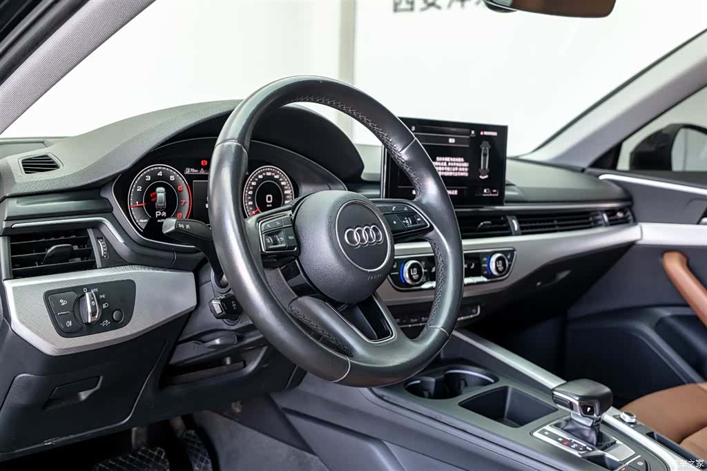 Audi A4, 2021 16