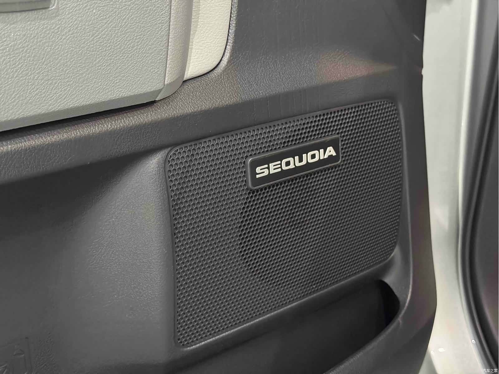Toyota Sequoia, 2024 7
