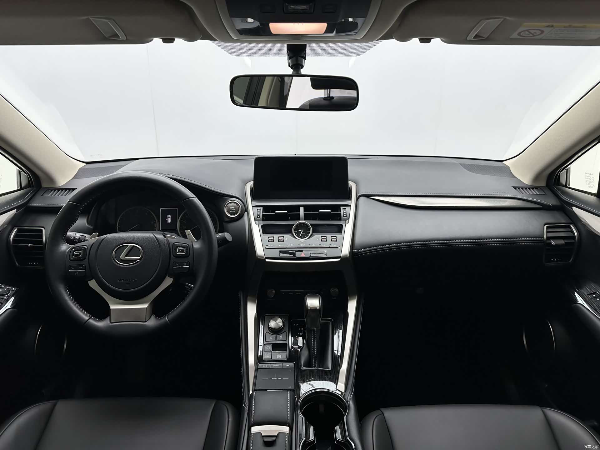 Lexus NX, 2021 7