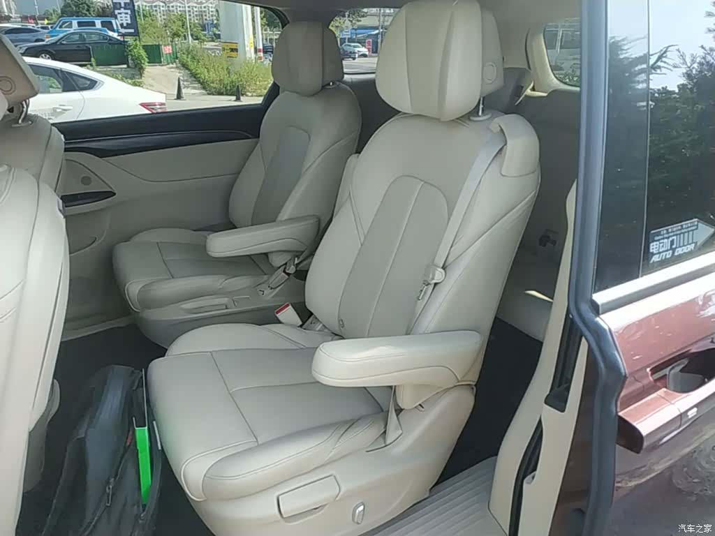 Buick GL8, 2022 17
