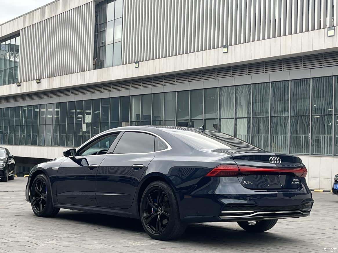 Audi A7L, 2022 12