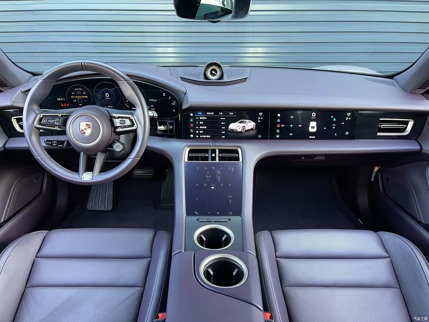 Porsche Taycan, 2023 17