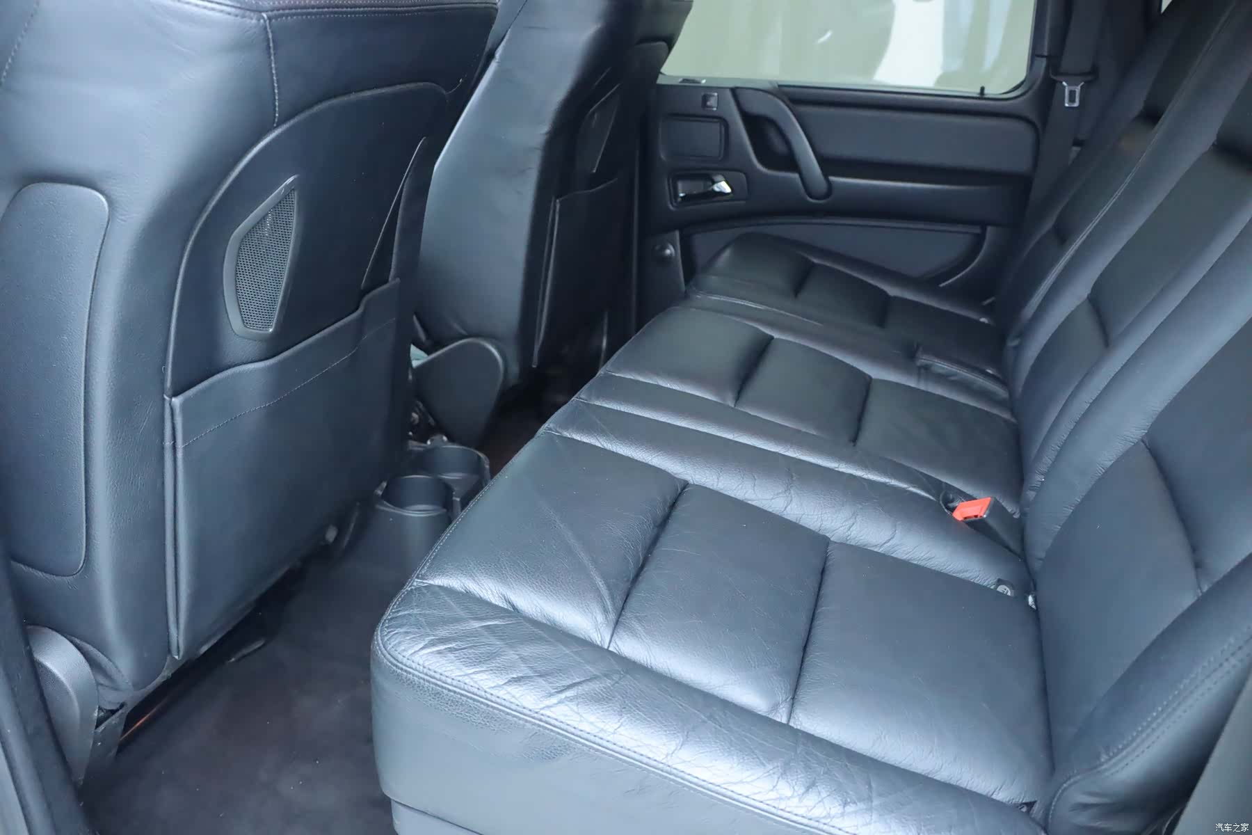Mercedes-Benz G-Class, 2015 14